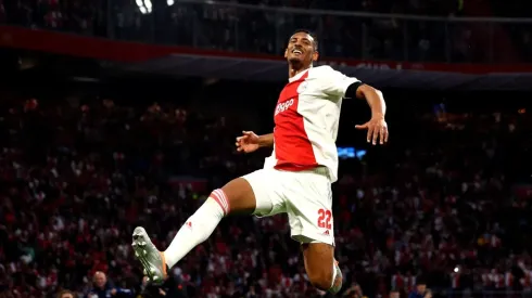 El ex Ajax habló tras su diagnóstico