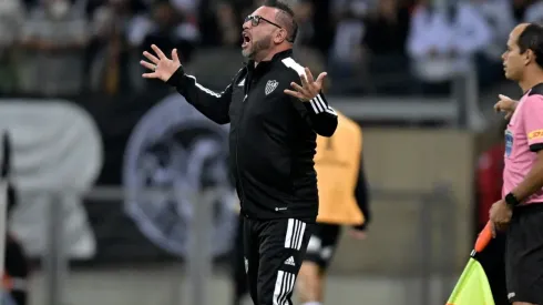 El despido del Turco llegó tras el empate ante Cuiabá