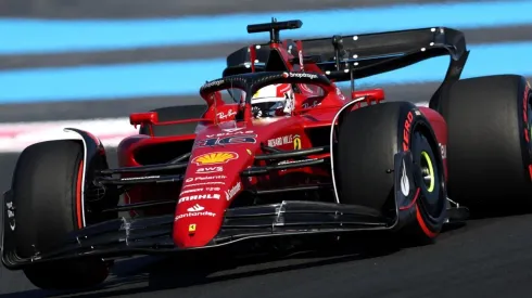 Charles Leclerc buscará seguir descontando puntos a Verstappen en la clasificación de pilotos.