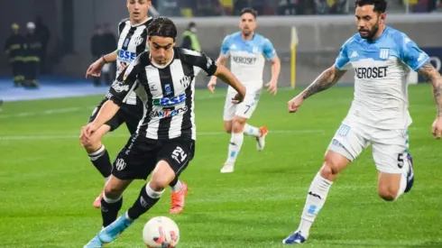 Mena fue titular en Racing