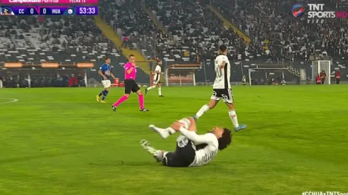 Falcón tuvo que ser reemplazado tras recibir duro golpe.