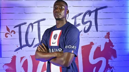 Mukiele presentado como el nuevo fichaje del PSG