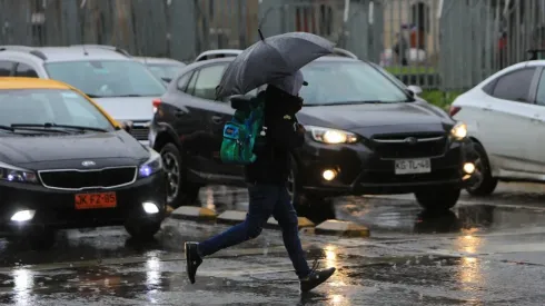 ¿A qué hora comienza la lluvia en Santiago este miércoles 27 de julio?