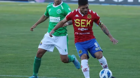 El formado en Unión Española está cerca de firmar por su nuevo club