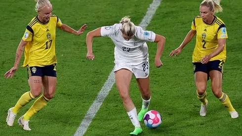 El golazo de taco de Alessia Russo