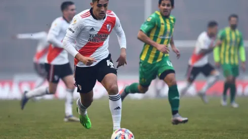 El Pibe llama rápidamente la atención de la prensa especializada del otro lado de la cordillera.