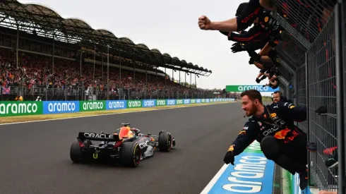 Verstappen remontó nueve posiciones para ganar en Hungría.