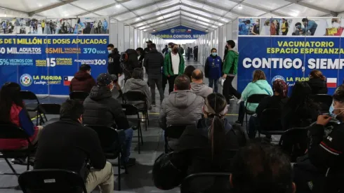 ¿Qué vacunatorios están abiertos este sábado 30 de julio en la RM?