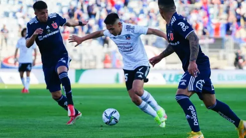Universidad de Chile y Colo Colo se enfrentarán este domingo a las 13:30 hrs en el estadio Fiscal de Talca en un nuevo Superclásico del fútbol chileno.
