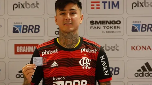 Pulgar fue consultado por casos extrafutbolísticos de su carrera en su presentación