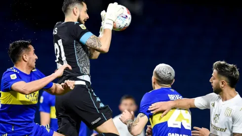 Gabriel Arias espera por su retorno al arco de Racing en el clásico con Boca Juniors