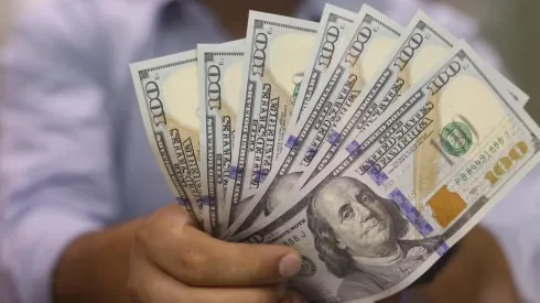 ¿A cuánto está el valor del dólar y el cambio a peso chileno hoy?