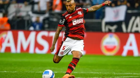 Arturo Vidal quiere ganarse una camiseta de titular en la Copa Libertadores