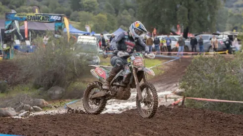 Benja Herrera disputa torneo de Enduro en Pichilemu