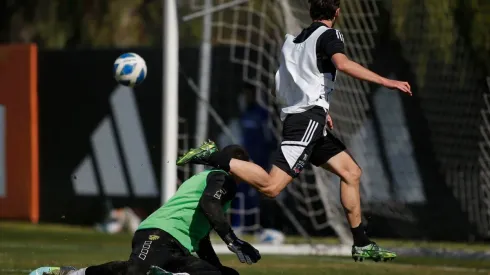 Marco Rojas anotó un gol de buena factura técnica en la victoria de Colo Colo ante A.C. Barnechea en un amistoso.