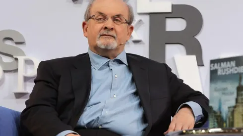 Conmoción mundial por el ataque contra el escritor Salman Rushdie.