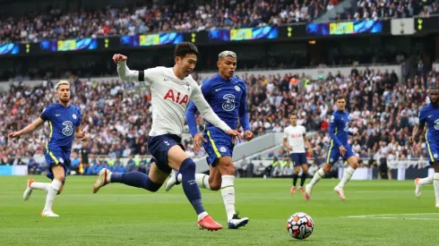 Chelsea quiere hacerse fuerte de local en el clásico en Londres.