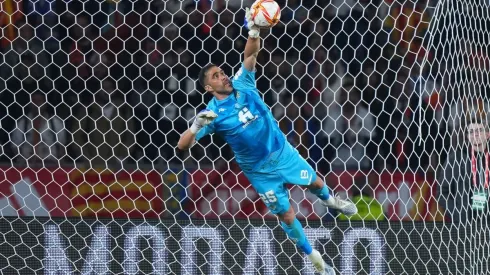 Claudio Bravo se pierde la oportunidad de disputar el comienzo liguero.