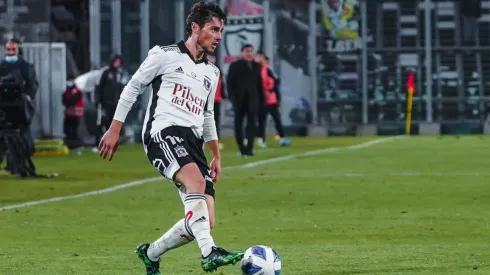 Rojas de interesó mucho por la historia y la labor del Club Social de Colo Colo