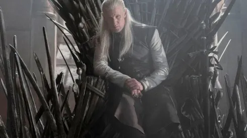 Matt Smith en el Trono de Hierro como Daemon Targaryen, para House of the Dragon.