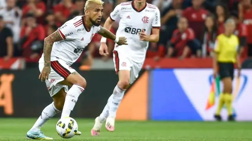 El King tuvo la oportunidad de ser titular y se comió la cancha para eliminar a Paranaense de la Copa de Brasil.