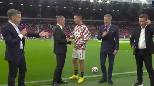 Cristiano Ronaldo ignora a Jamie Carragher