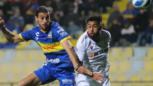 Everton goleó a La Serena, que queda muy cerca del descenso