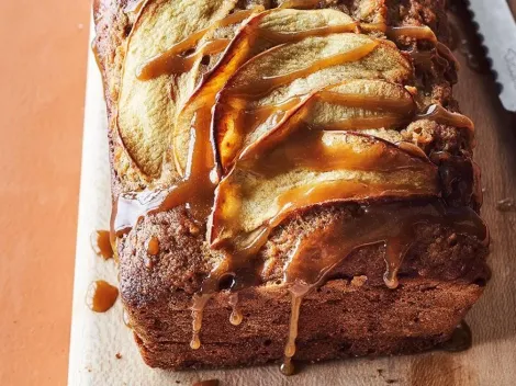 ¿Cómo preparar queque de manzana?