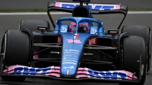 Las penalización a Verstappen y Leclerc dejaron a un tridente hispanohablante en los primeros lugares de la grilla.