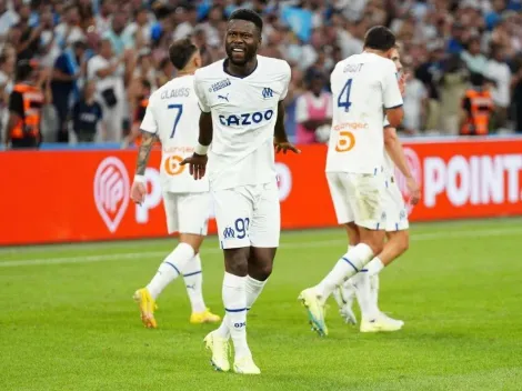 Acusan a compañero de Alexis de mentir sobre su edad