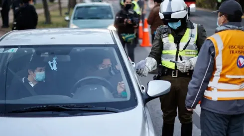 ¿Qué autos tienen restricción el martes 30 de agosto?