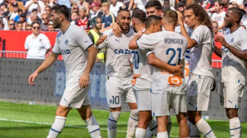 Dimitri Payet fue titular junto a Alexis Sánchez por primera vez.