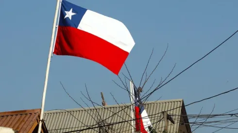 ¿Cuándo se puede poner la bandera chilena y cómo se coloca?