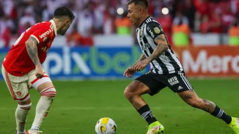 Tras casi un mes fuera, Vargas vuelve a ser opción en Atlético Mineiro