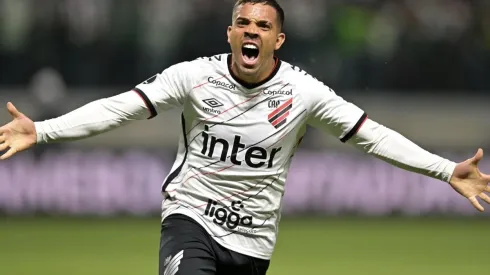 David Terans anotó el gol con que Athletico Paranaense eliminó al bicampeón Palmeiras de Copa Libertadores