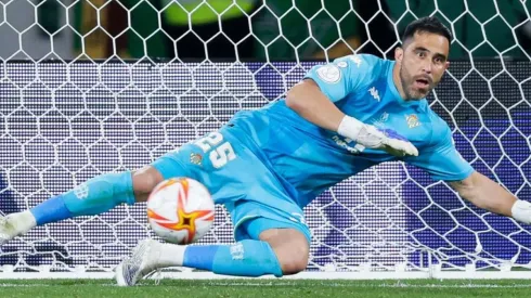 Bravo asoma como titular en el debut de Europa League