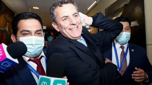 Cámara sanciona a Gonzalo de la Carrera por golpear a diputado Sepúlveda