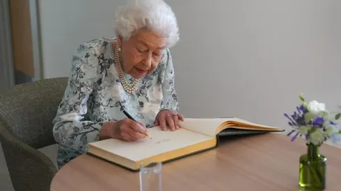 ¿Por qué vino la Reina Isabel II a Chile y en qué año fue?