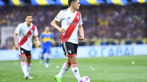 Pablo Solari no tuvo una buena actuación en el Superclásico y terminó reemplazado al termino del primer tiempo.