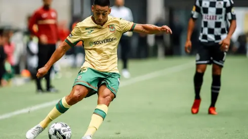 Juan Delgado viene jugando de lateral derecho en Portugal. Tendrá una nueva chance en la Roja.