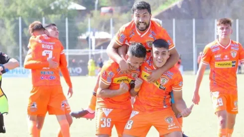 Orrego marcó un golazo para llenar de vida a Cobreloa y el ascenso.