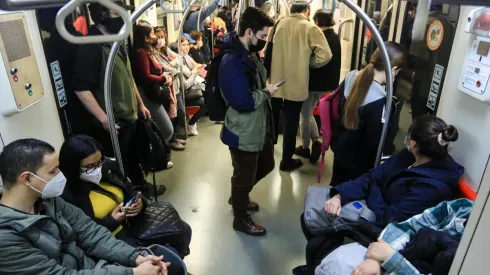 ¿Hasta qué hora está abierto el Metro hoy y en qué estaciones se extiende el horario?