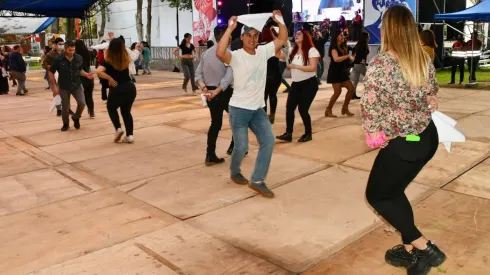 Conoce los mejores saludos y mensajes para enviar durante estas Fiestas Patrias