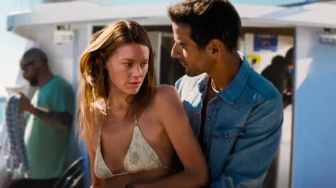Camille Rowe y Sofiane Zermani protagonizan Sin Aliento, historia inspirada por la tragedia de Audrey Mestre.