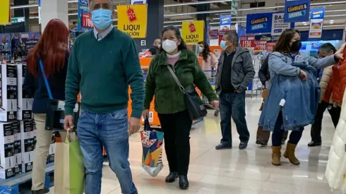 ¿Cuándo vuelve a abrir el comercio, supermercados y mall en Chile?