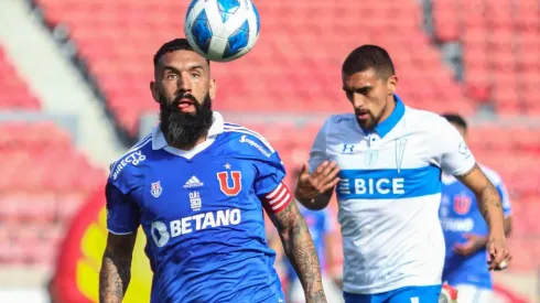 La U y la UC se vuelven a ver las caras tras el 3-0 de los cruzados en el último clásico por el Campeonato Nacional 2022.