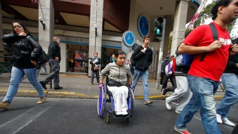 ¿Cuáles son los requisitos de la Pensión Básica Solidaria de Invalidez y quiénes reciben el beneficio?