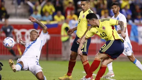 James Rodríguez marca con un zurdazo ante Guatemala