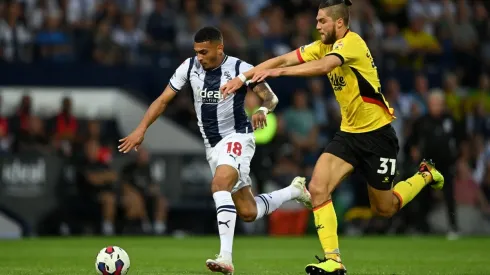 Francisco Sierralta en acción ante el West Bromwich Albion, uno de los clubes que dirigió su nuevo DT, Slaven Bilic.
