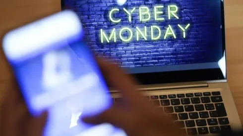 ¿Cuáles tiendas de mascotas participan del Cyber Monday ?